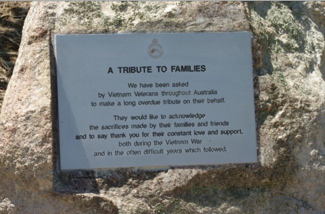 VietWalkPlaque